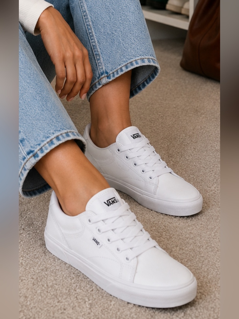 Vans Unisex White Low-Top Skate Shoe Size 8